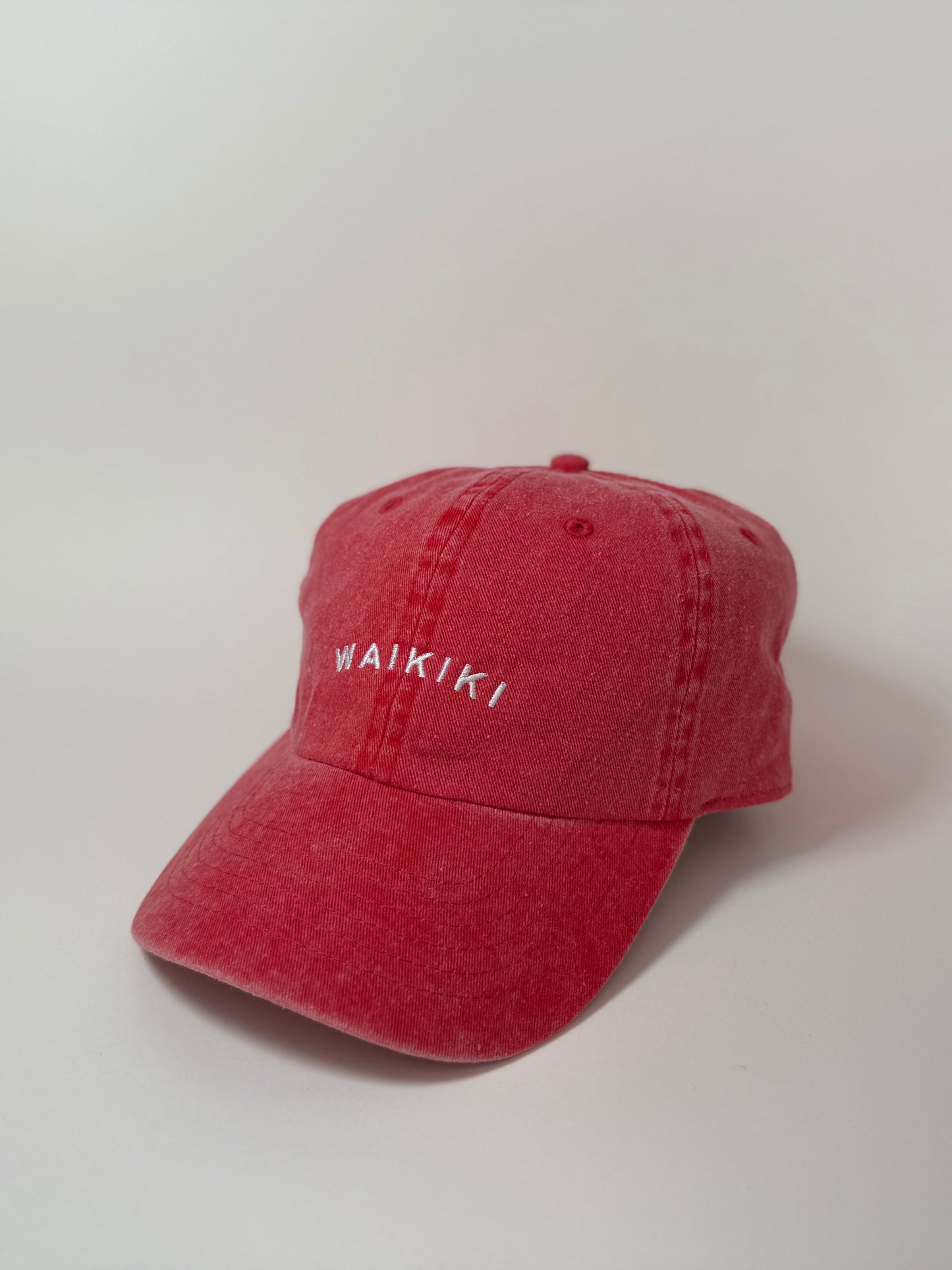 DAD CAP RED WAIKIKI
