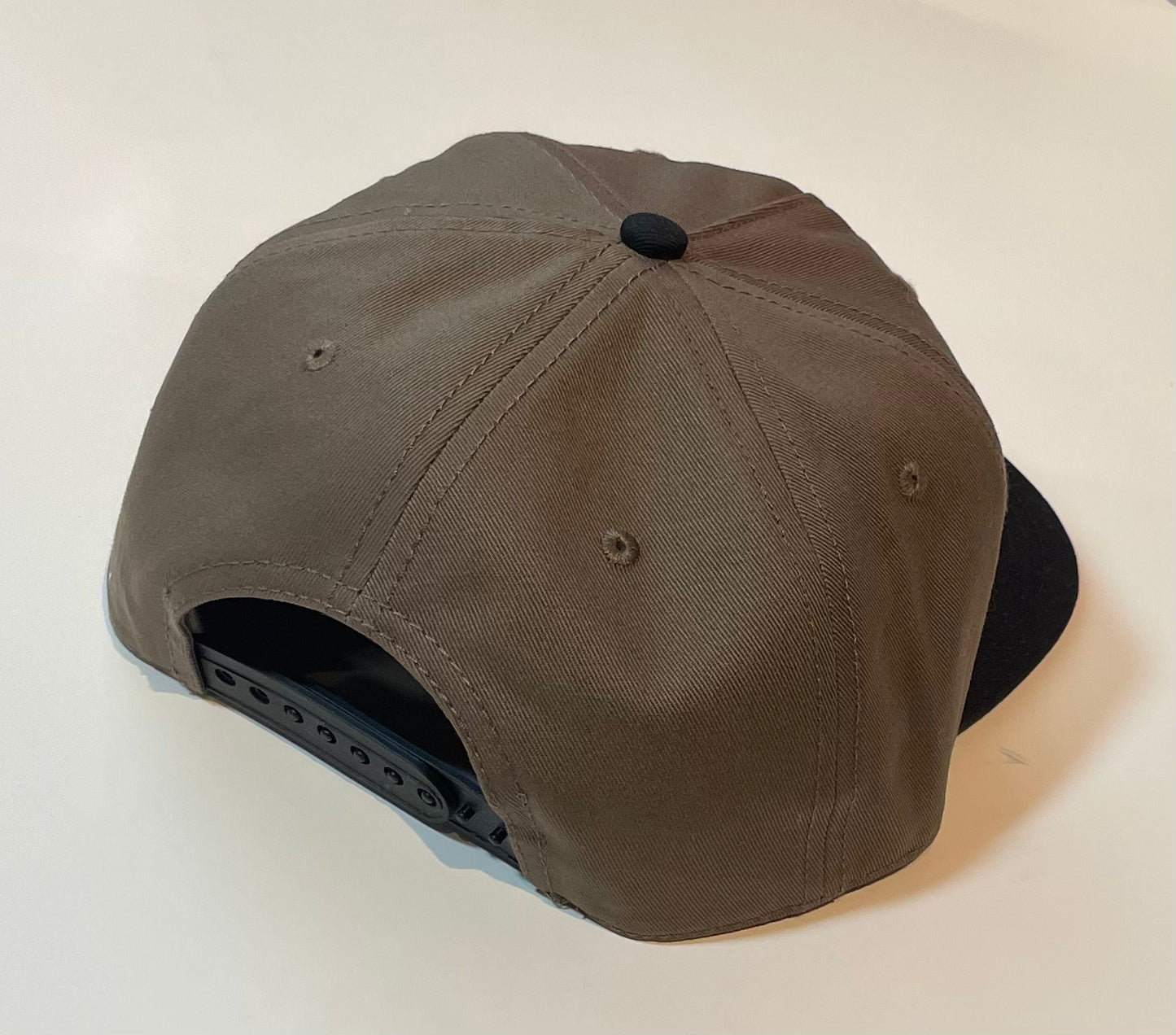 TWO-TONE CAP WALNUT/BLACK