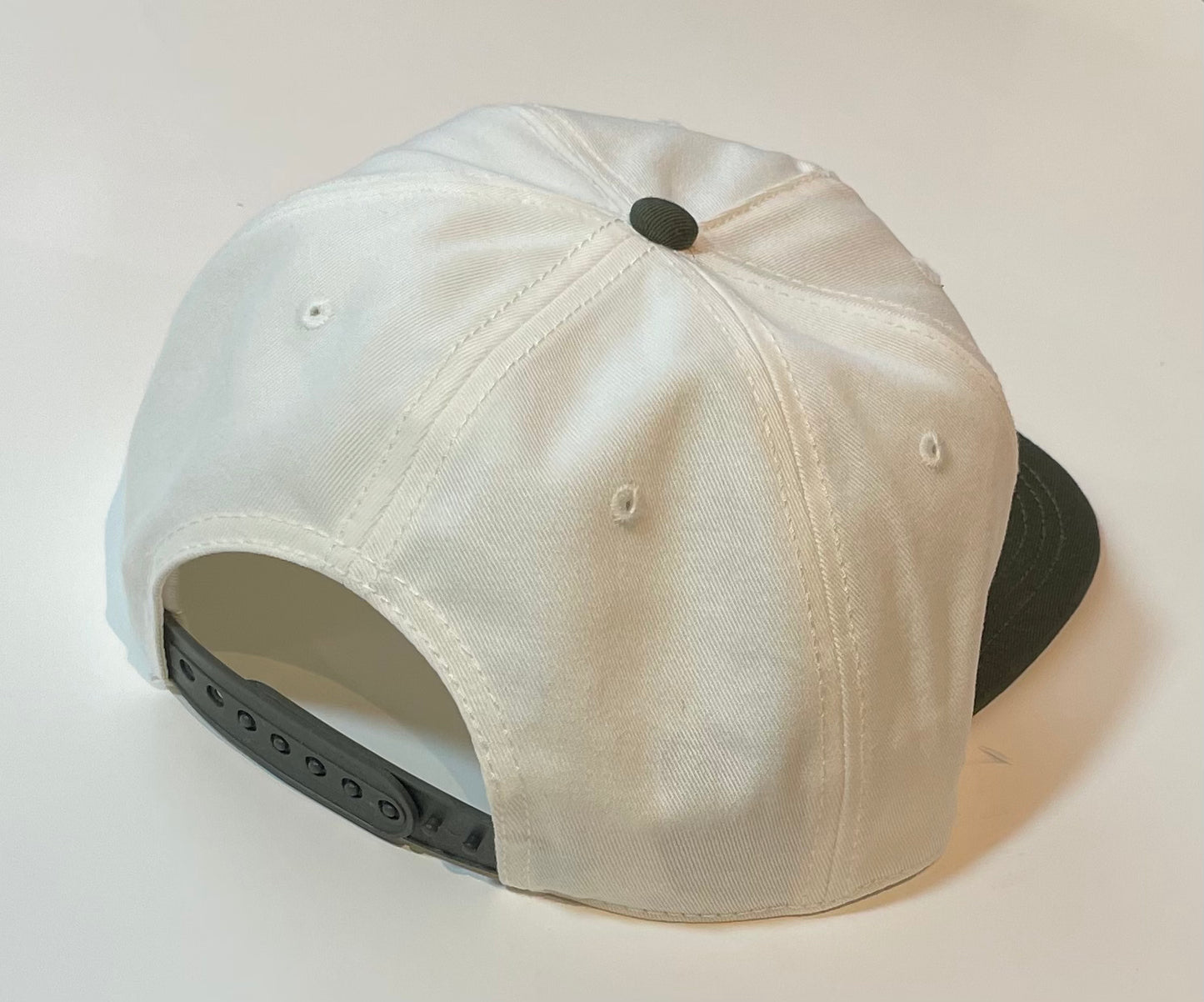TWO-TONE CAP WHITE/ARMY
